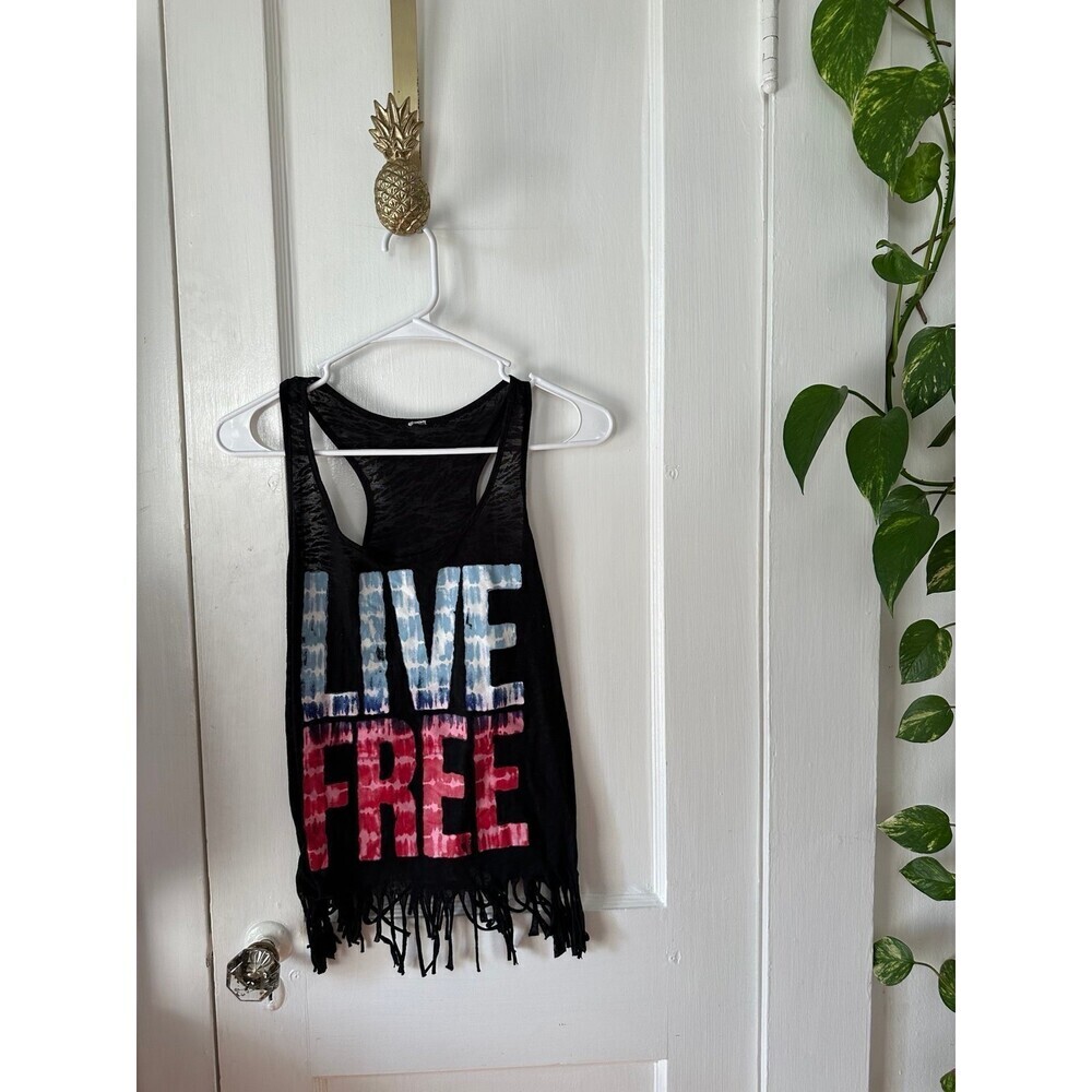 LIVE FREE Womenโs size medium Fringe Tanktop